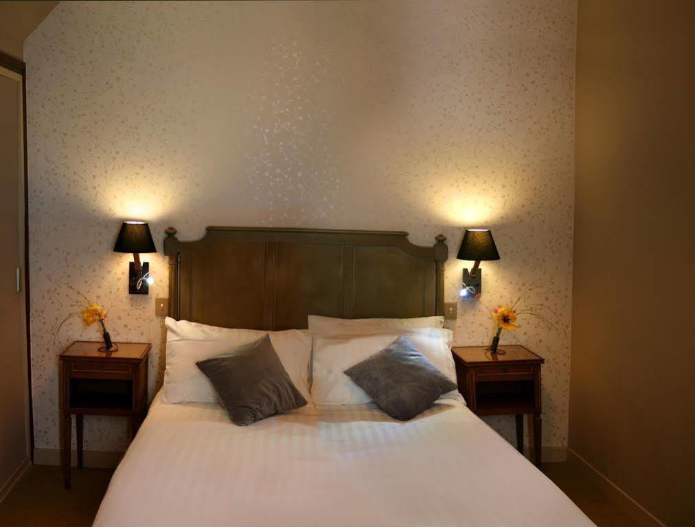 Hotel De Boisgelin Pléhédel 外观 照片